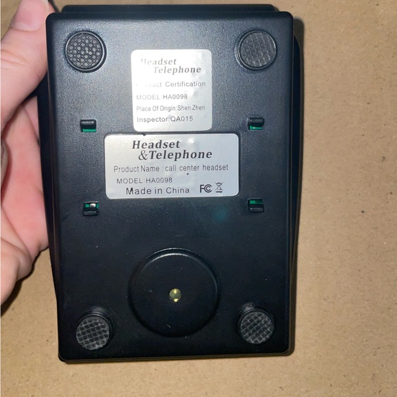 Phone with Keypad Stand and Headset - Picture 10 of 14